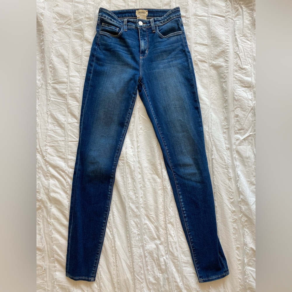 L'AGENCE Skinny Blue Jeans with Classic Denim Appeal